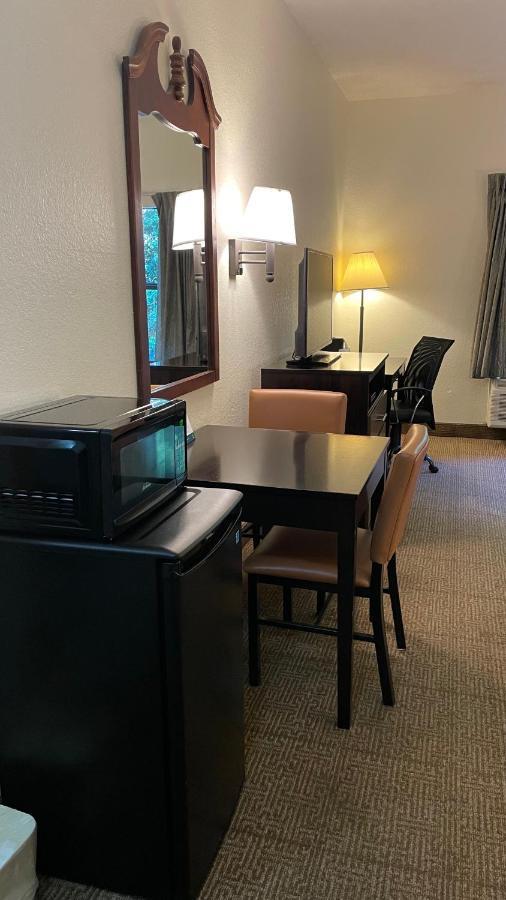 Surfside Beach Quality Inn מראה חיצוני תמונה