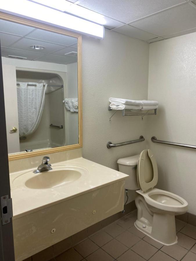 Surfside Beach Quality Inn מראה חיצוני תמונה